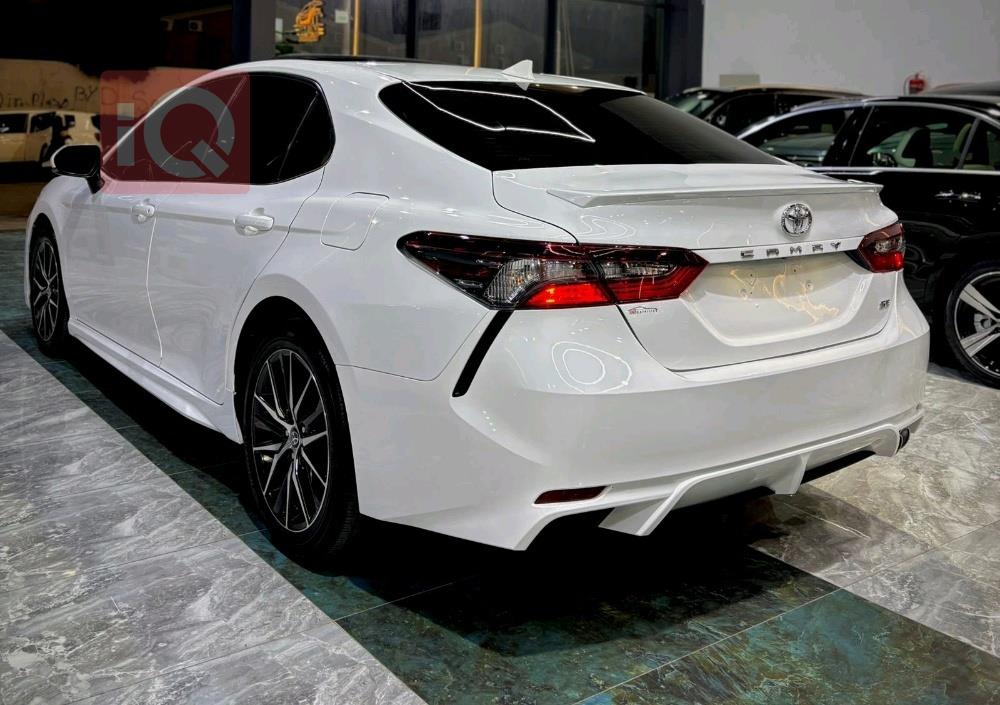 تويوتا كامري